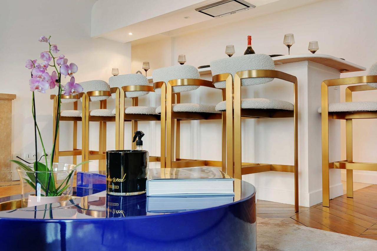 Elegant Apartment - 2Bd-6P - Avenue Montaigne Paris Luaran gambar