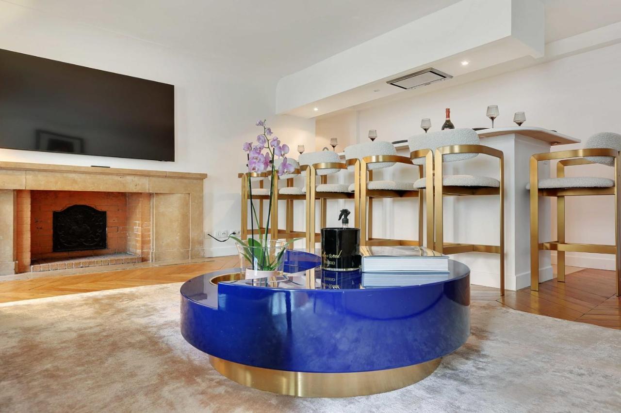 Elegant Apartment - 2Bd-6P - Avenue Montaigne Paris Luaran gambar