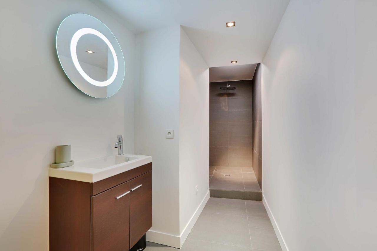 Elegant Apartment - 2Bd-6P - Avenue Montaigne Paris Luaran gambar